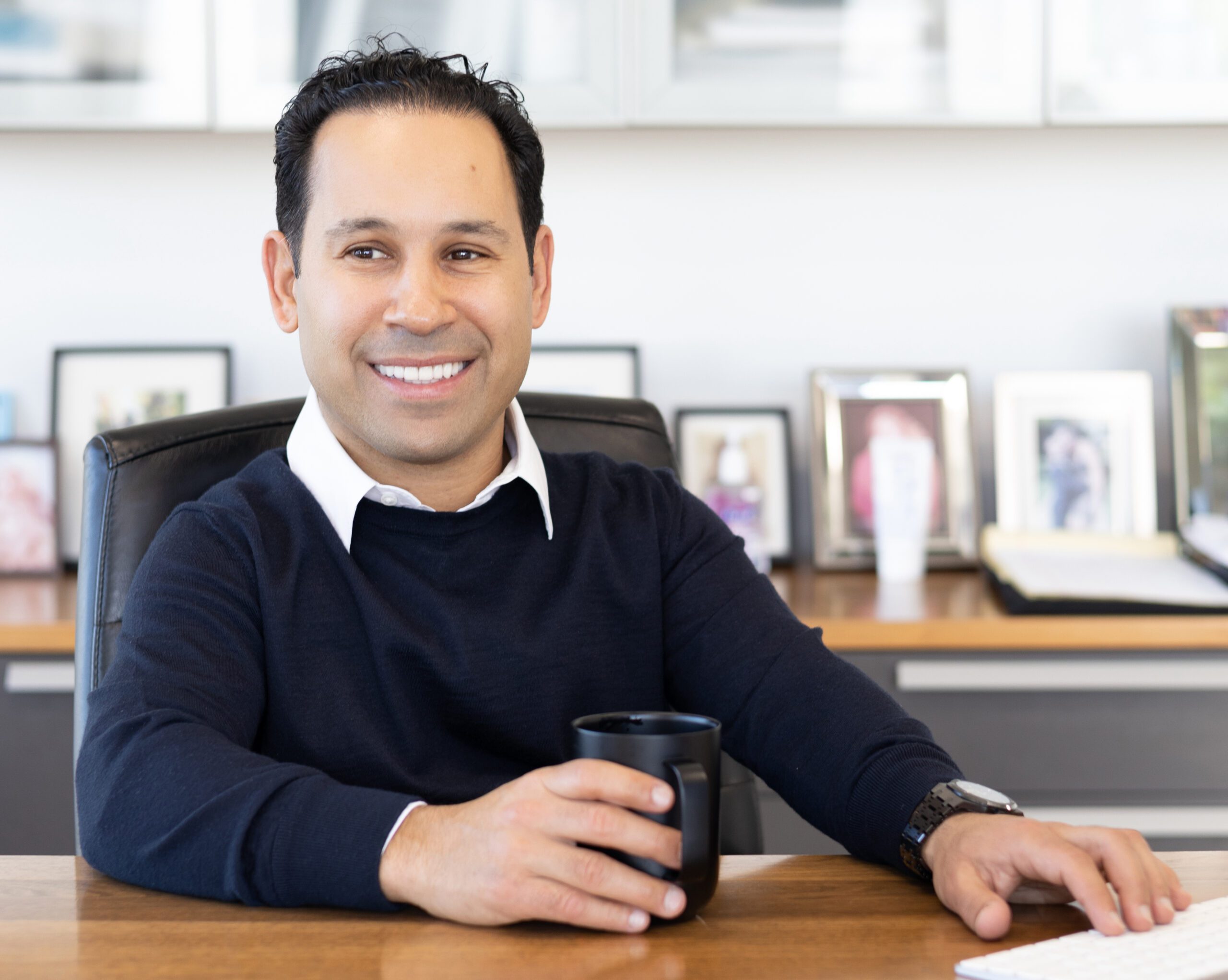 Cyrus Nikou Net Worth